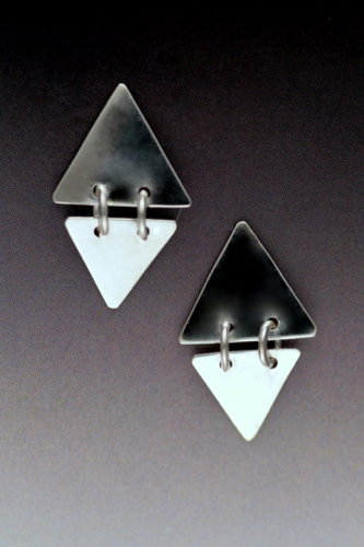 MB-E431 Earrings Delta Dance $96 at Hunter Wolff Gallery